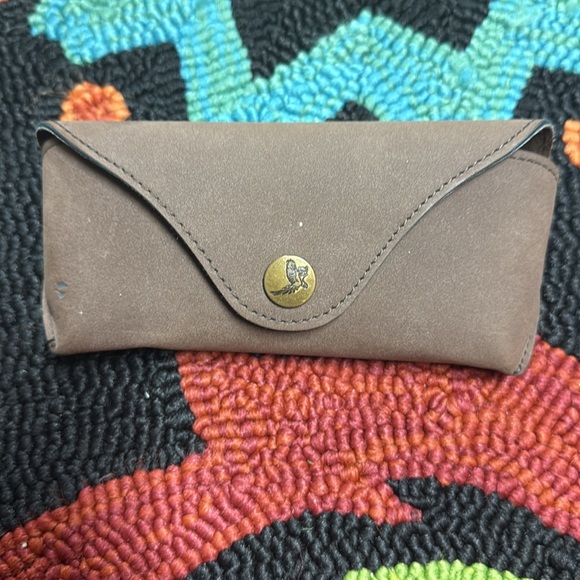 Maui Jim Brown Sunglasses Case - Picture 4 of 7